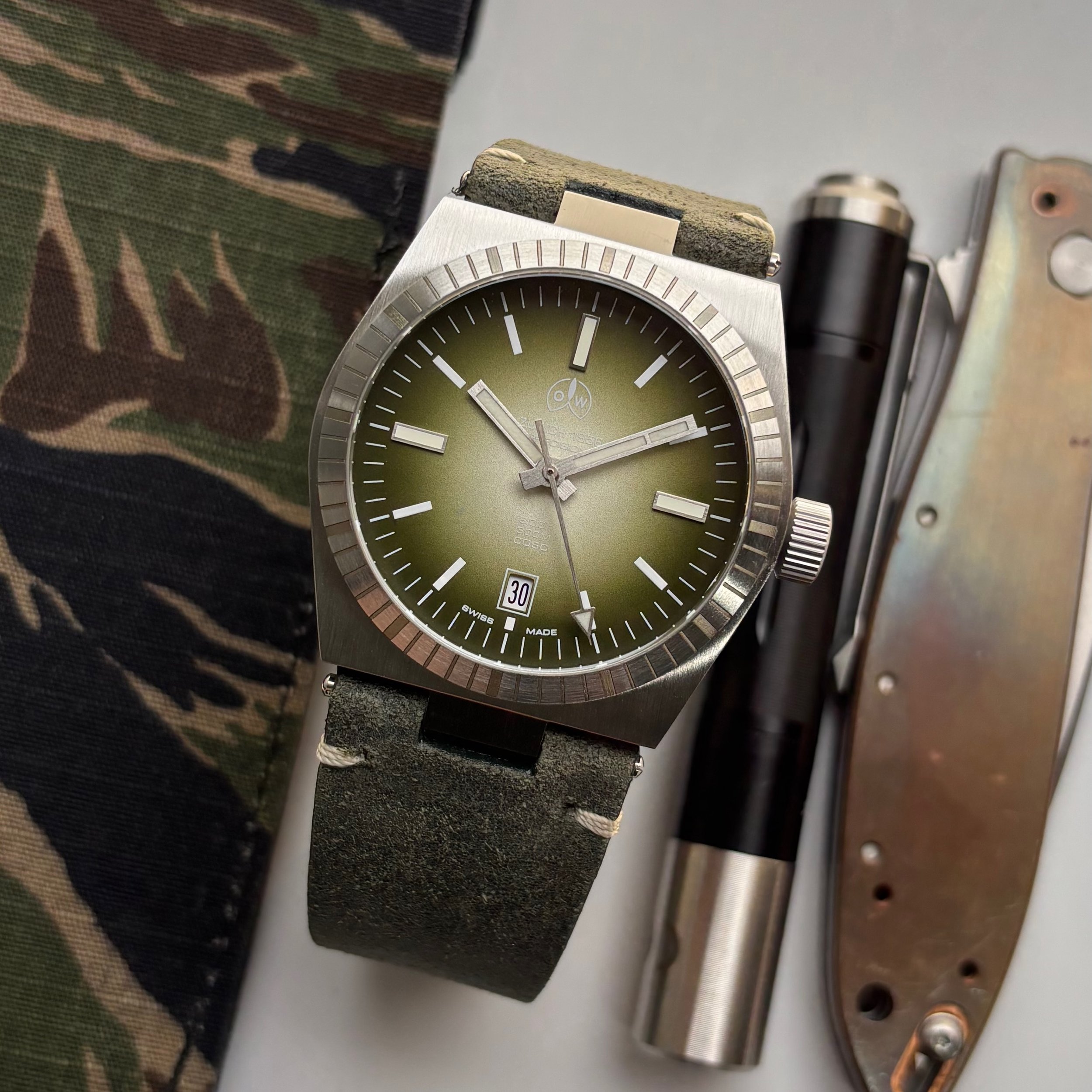 Ollech & Wajs OW 8001 Tundra
