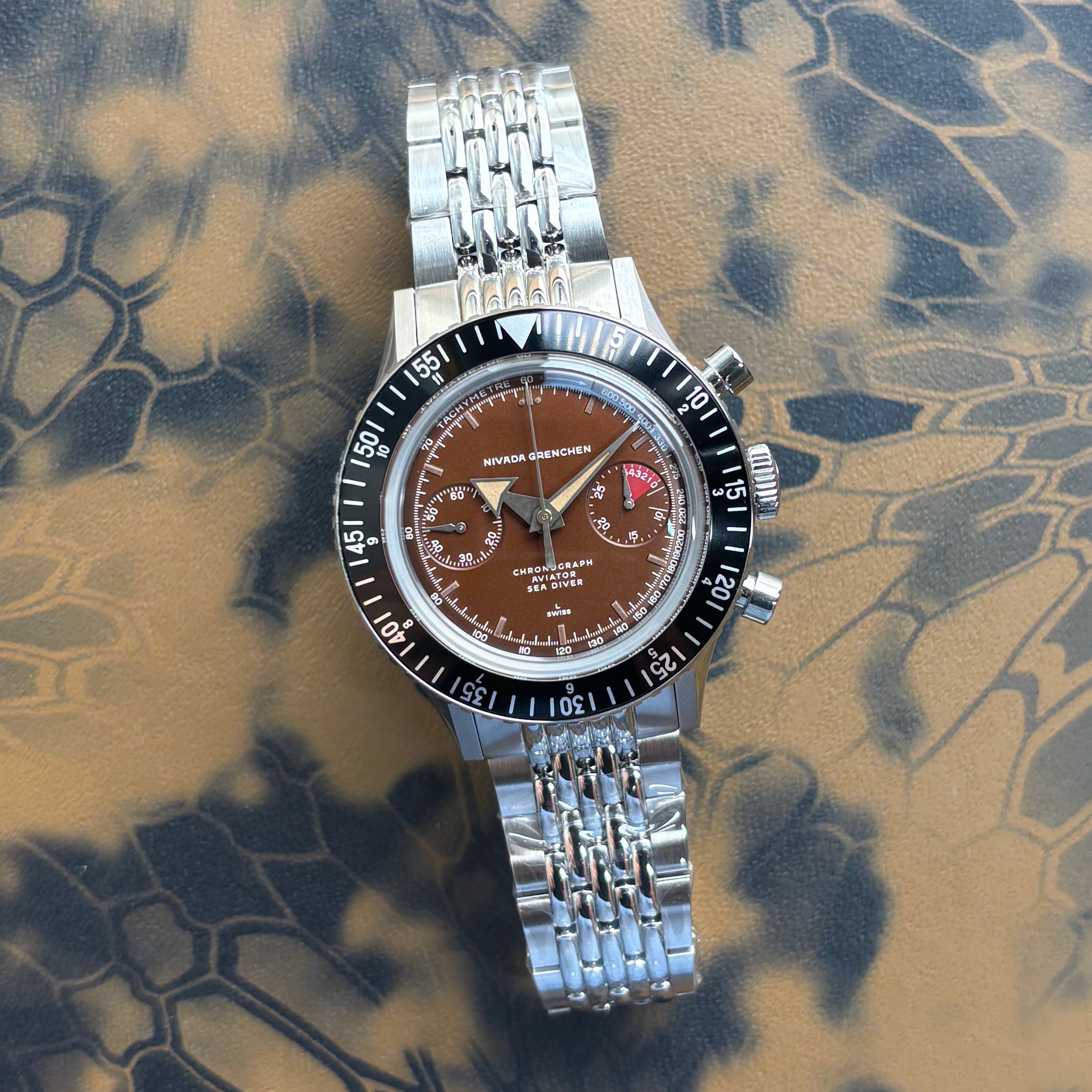 Nivada Grenchen Chronomaster Tropical