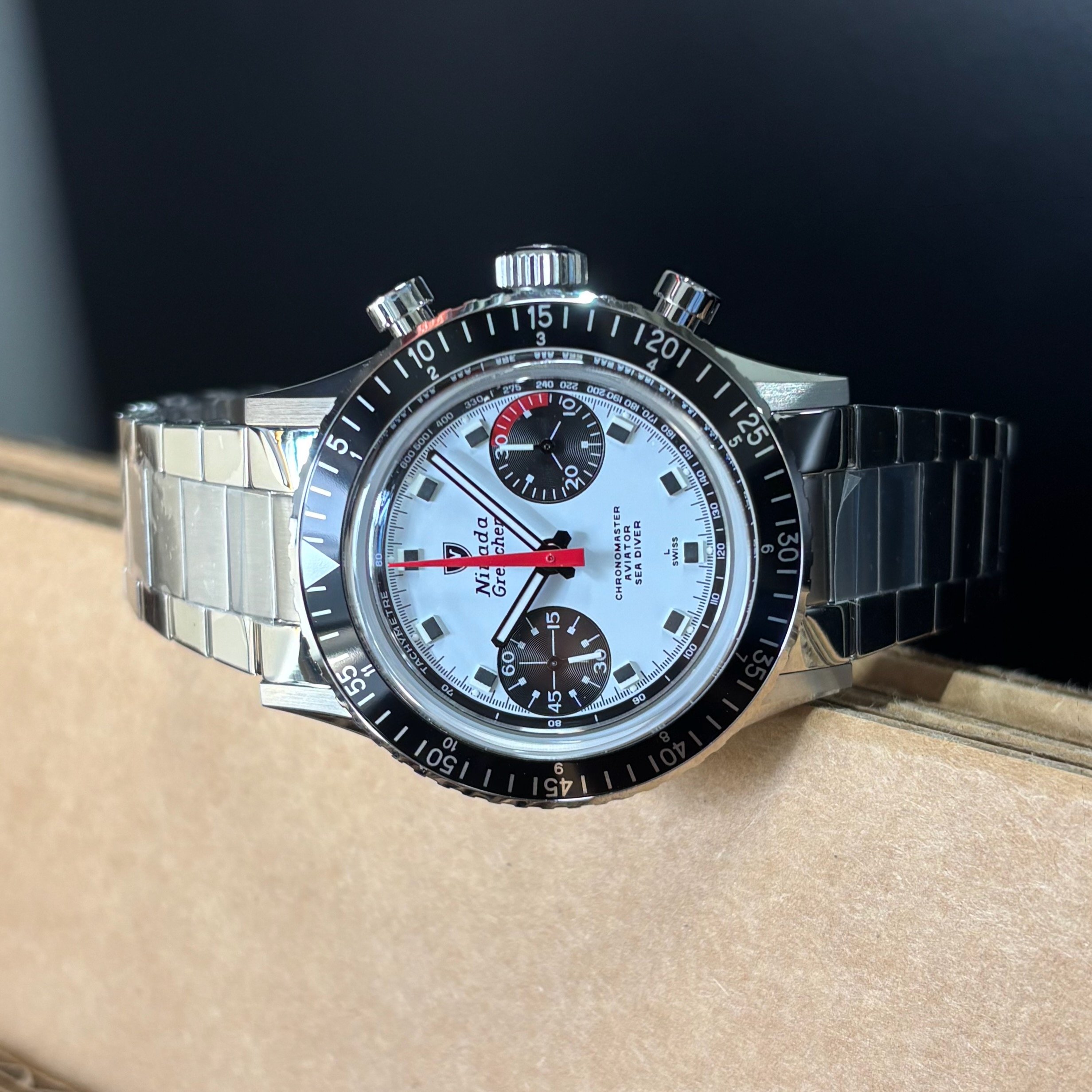 Nivada Grenchen Chronomaster Panda - 86054M20LC | Tempo Watches