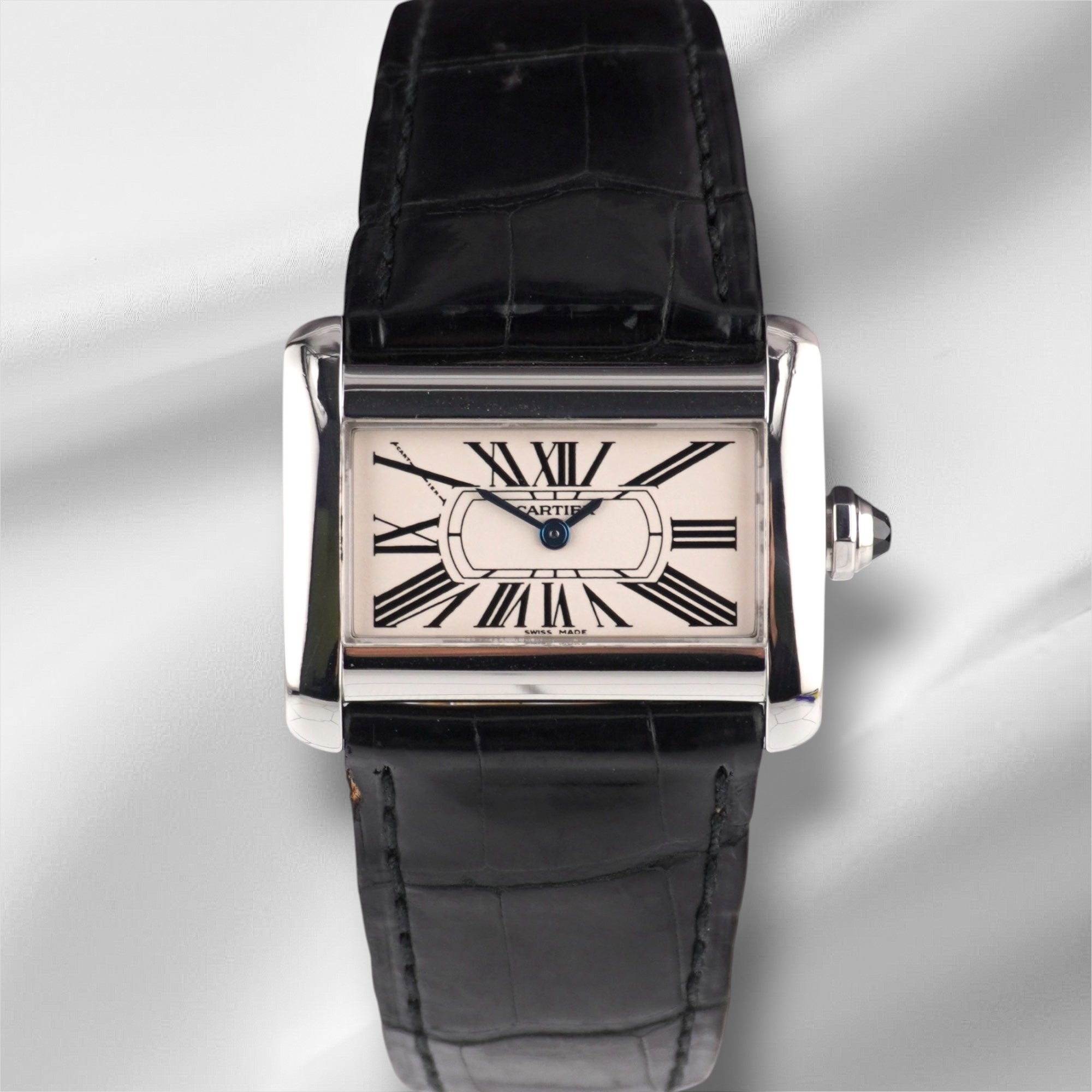 Cartier Tank Divan