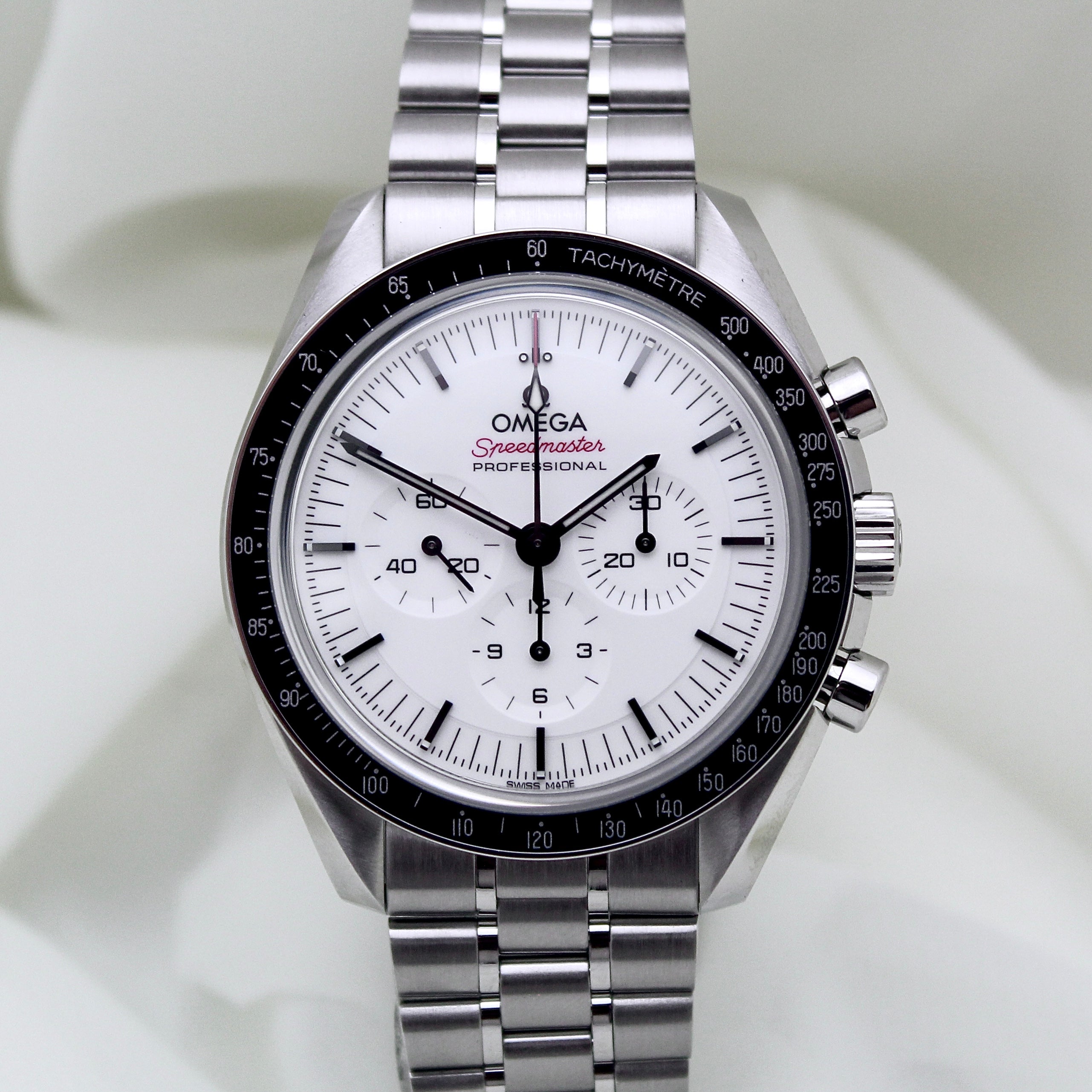 Omega Speedmaster Moonwatch Professional